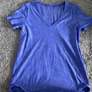 Lululemon t shirt
